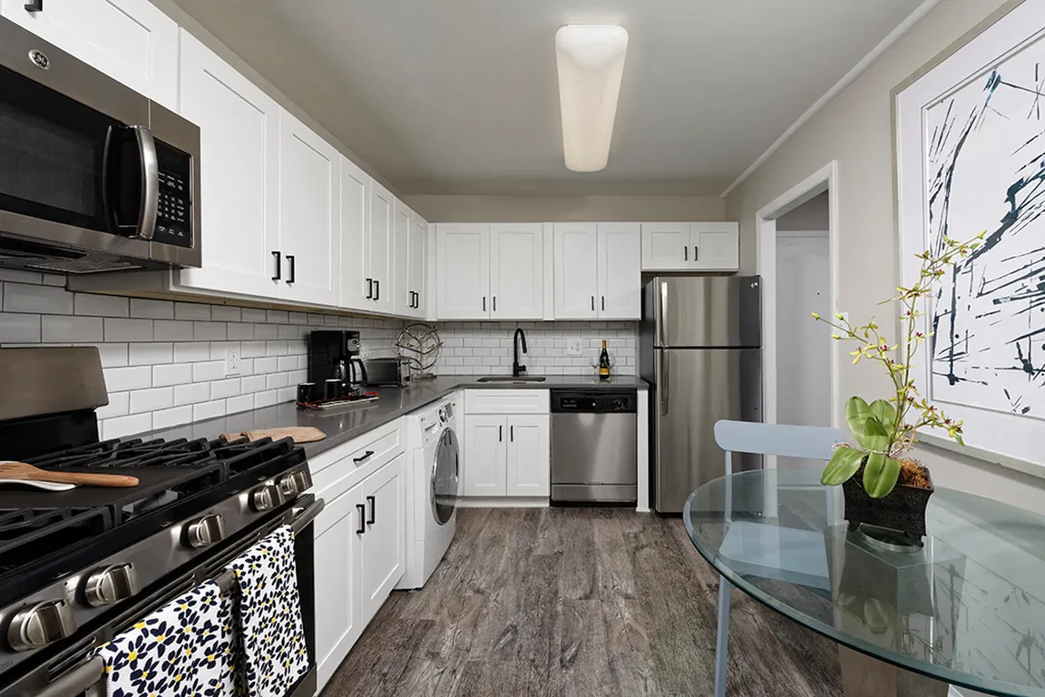 PLATINUM Premium Upgraded Kitchen