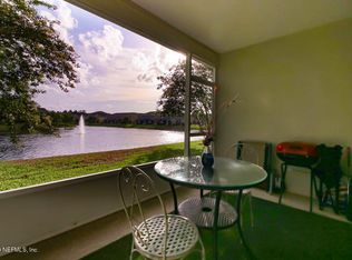 6934 Roundleaf Dr, Jacksonville, FL 32258