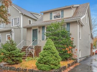 312 Weart Ave, Lyndhurst, NJ 07071