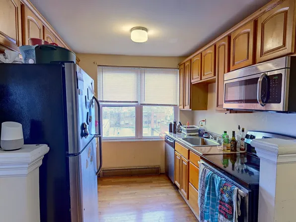 404 Highland Ave #20, Somerville, MA 02144