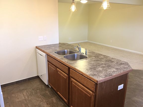 3rd image of 1407 E Flint St #33