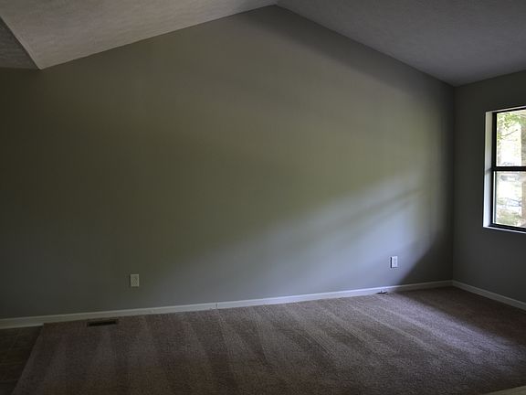 3rd image of 3834 Bentley Dr