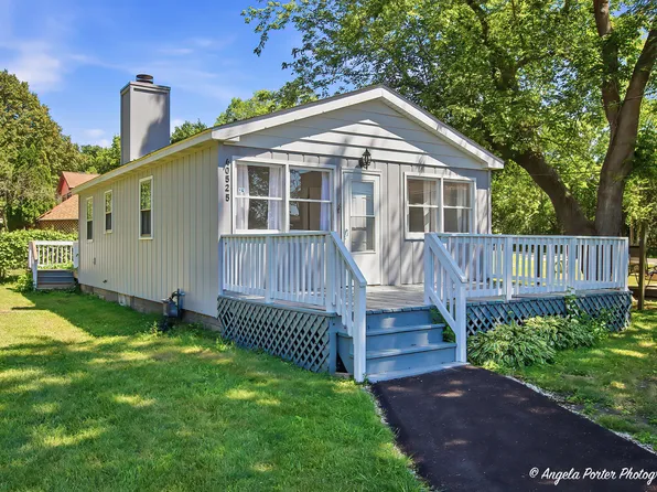 40525 N Marcus St, Antioch, IL 60002