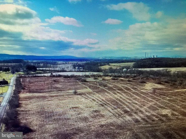 Deihl Rd, Bloomsburg, PA 17815