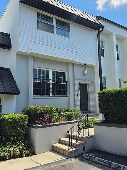 612 E Church St — Photo 1