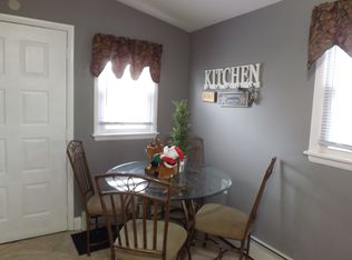 613 Spruce St, Bristol, PA 19007
