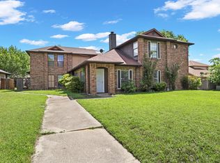 1206 Bittersweet Cv, Desoto, TX 75115