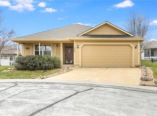 526 Mars Ct, Raymore, MO 64083