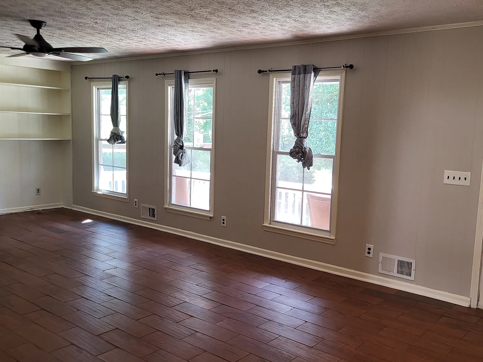 3 bed, 1700 sqft, $2,000 — Photo 2