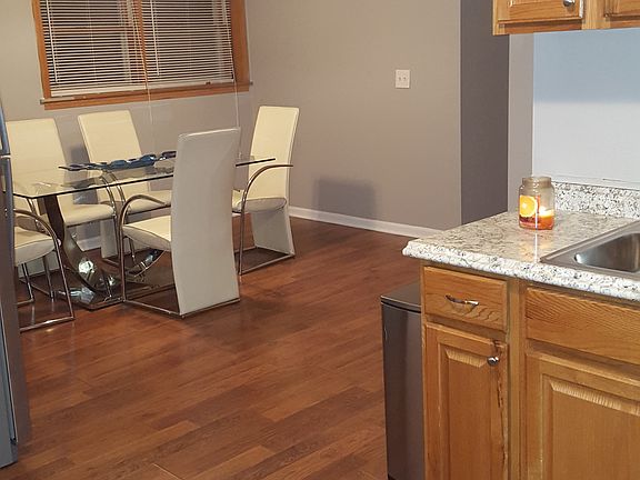 5th image of 5707 S Archer Ave