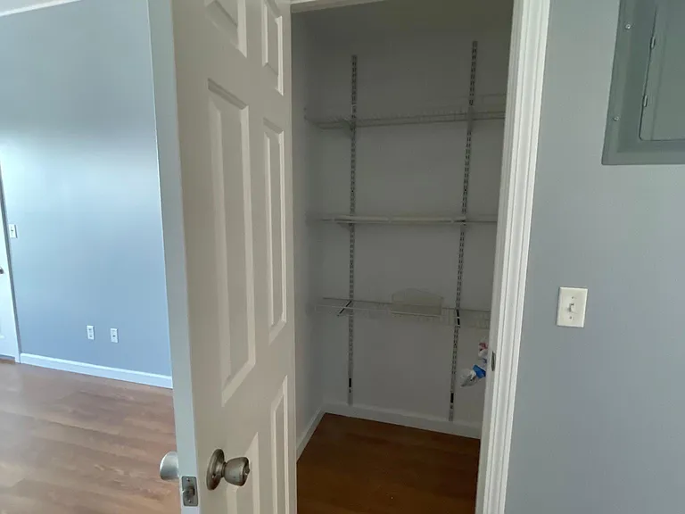 378 Montaup St #3 — Photo 20