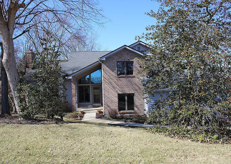 1st image of 2088 Vina Ln