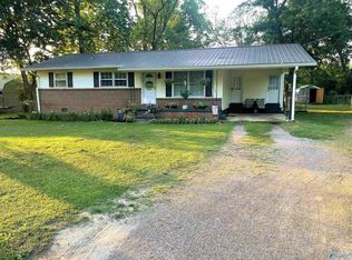 129 Charlotte St, Boaz, AL 35957