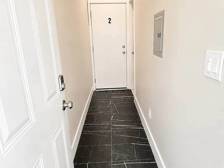 1229 W Seltzer St #2 — Photo 2