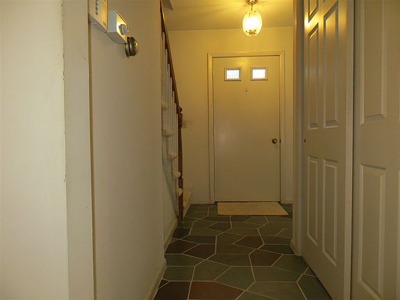 2nd image of 50 Clover Field Dr