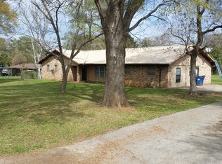 240 Sycamore St, Alto, TX 75925