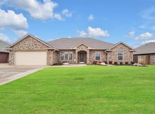 1209 Sheryl Ln, Altus, OK 73521