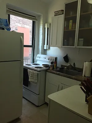 Rented by Triumph Property Group | media 7