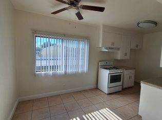 532 W Olive St APT 16, Inglewood, CA 90301