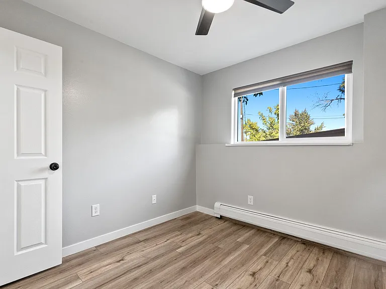 3650 S Cherokee St — Photo 36