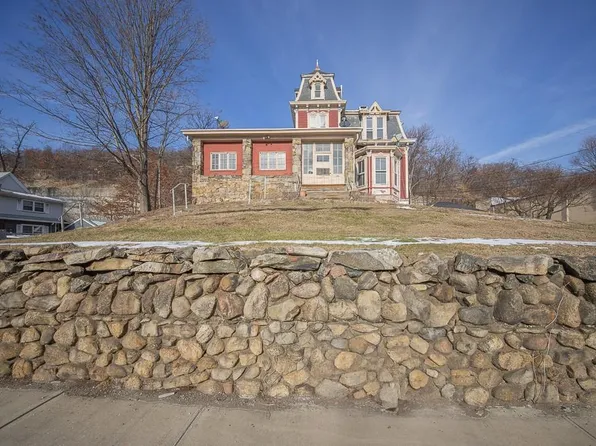 36 Wayne Avenue, Suffern, NY 10901