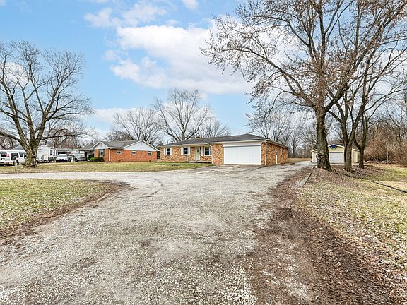 2nd image of 435 W Thompson Rd