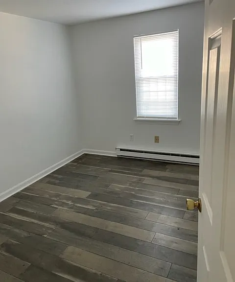 1029 Iyannough Rd #10A — Photo 5