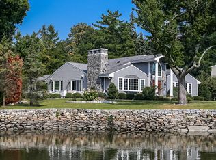 12 Premium Point, New Rochelle, NY 10801