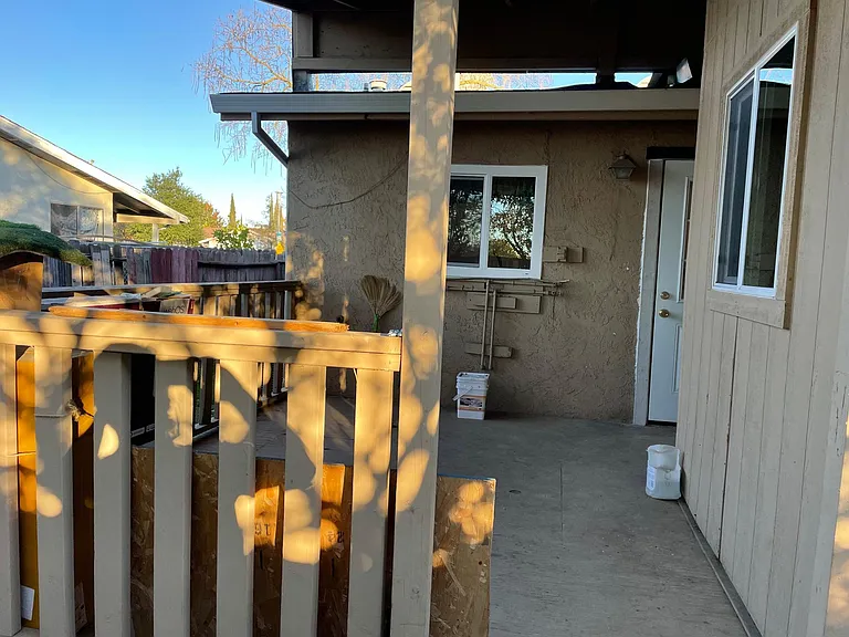 6080 Wilkinson St — Photo 8