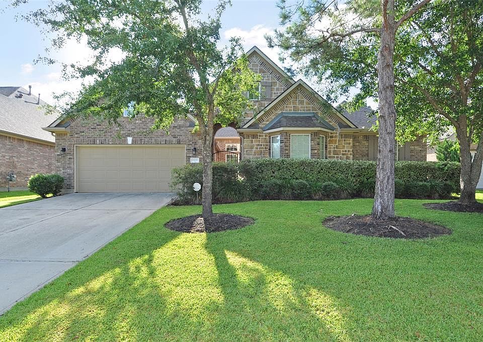 1st image of 12135 Guadalupe Trail Ln