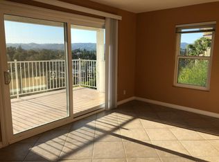 5253 Calatrana Dr, Woodland Hills, CA 91364
