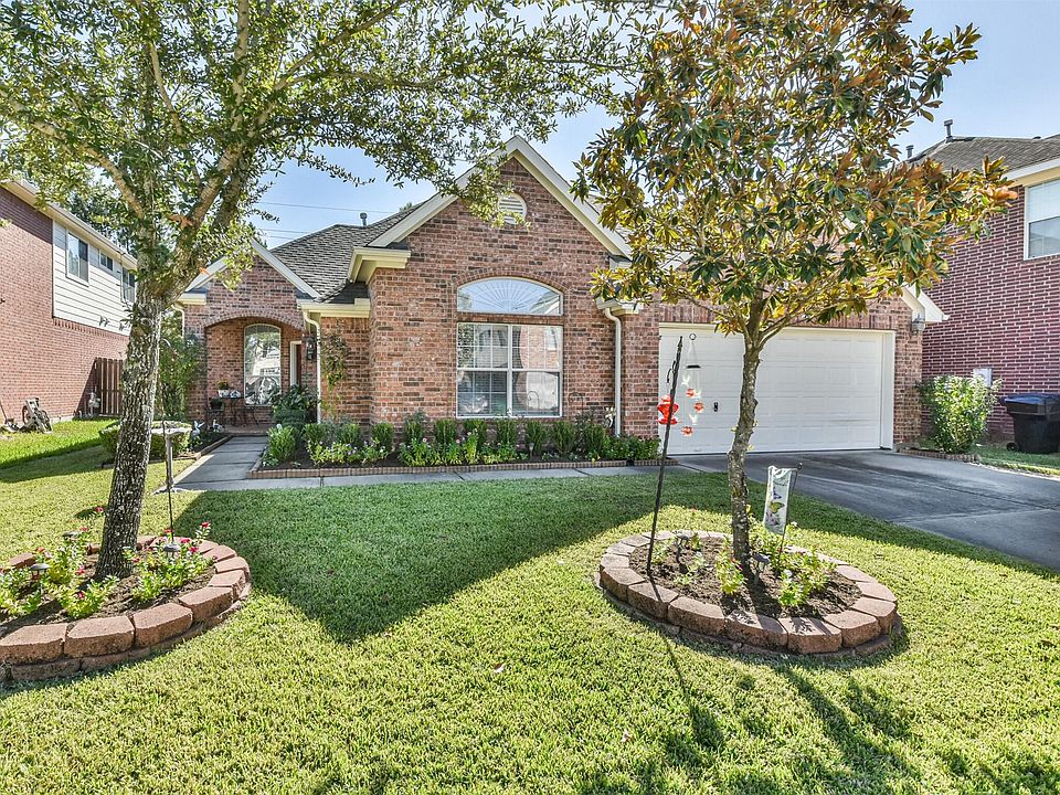1st image of 10314 Ivy Hollow Ln