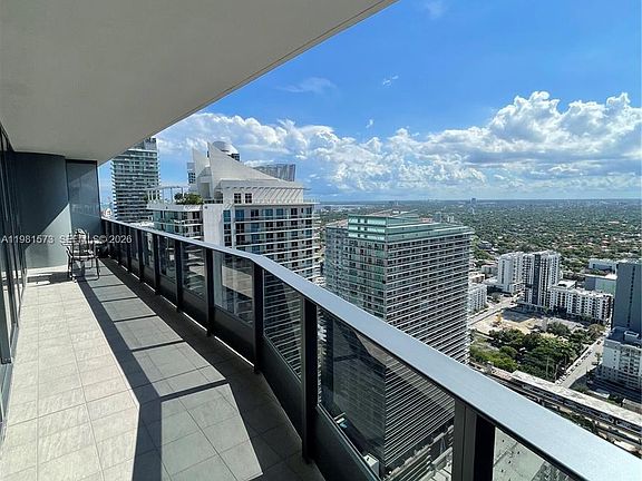 5th image of 1000 Brickell Plz #4410
