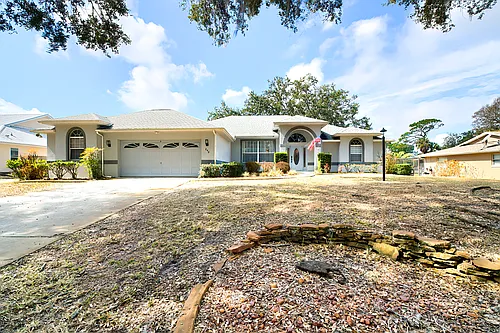 240 N Country Club Dr Photo 1