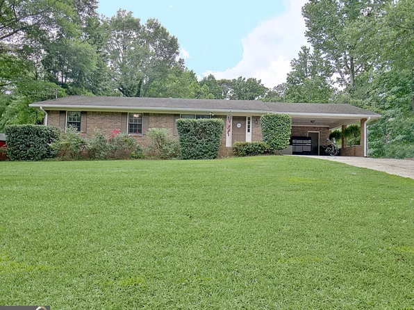 260 Sharon Dr, Fayetteville, GA 30214