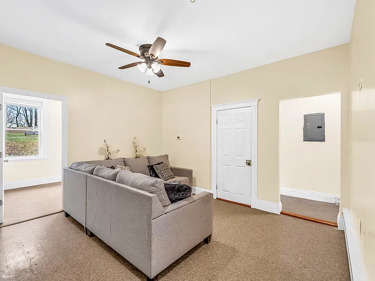 86 Winthrop St #1 — Photo 8