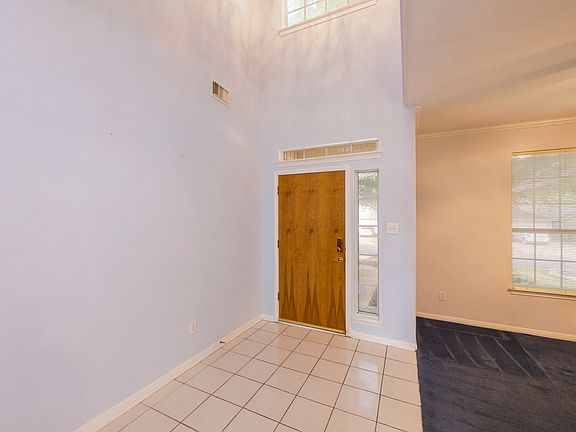 5th image of 1805 Gunsight Dr