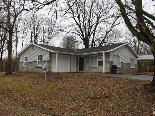 506 S Adams St, West Lebanon, IN 47991