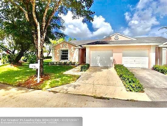 1st image of 482 SE 22nd Dr