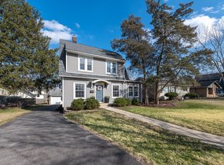 332 Le Grande Blvd, Aurora, IL 60506