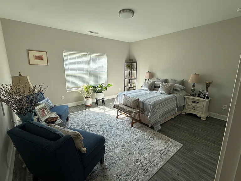 110 Arlington Ct — Photo 8