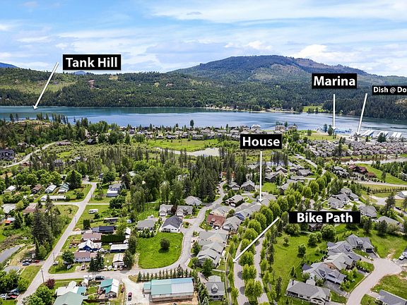Surrounded by wonderful amenities!