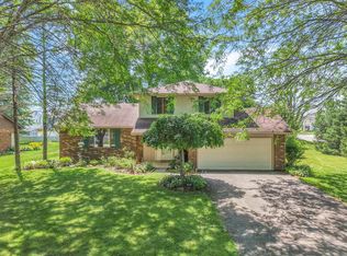 11 Roma Ct SW, Etna, OH 43062