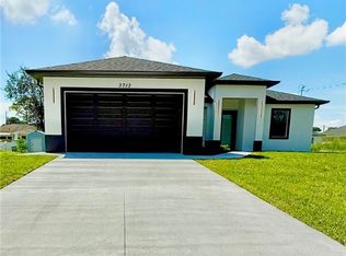 3713 38th St SW, Lehigh Acres, FL 33976