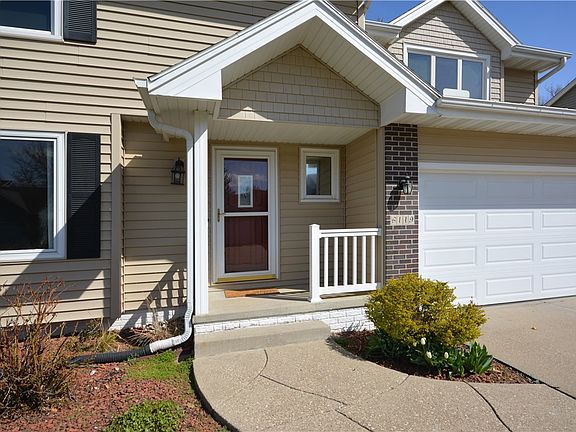 2nd image of 6119 Oakwood Dr