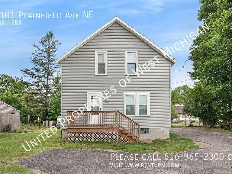 3101 Plainfield Ave NE — Photo 1