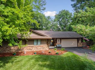 14820 Ironwood Ct, Eden Prairie, MN 55346