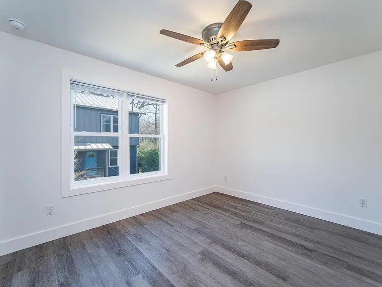 142 Rumbough Pl #1 — Photo 13
