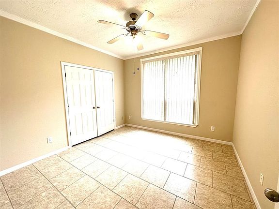 3rd image of 719 Cedarwood Dr