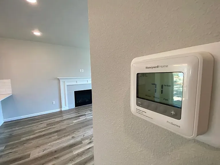 7200 SE Cheryl Ct — Photo 4